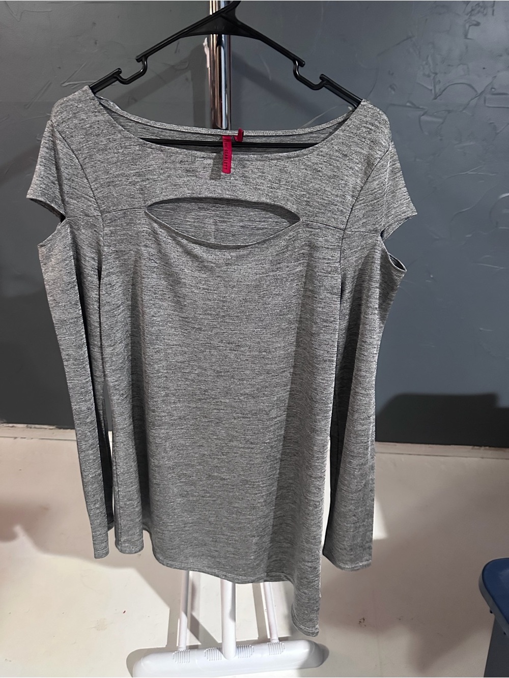 Scarlett Gray Cold-Shoulder Long Sleeve Top with Front Keyhole